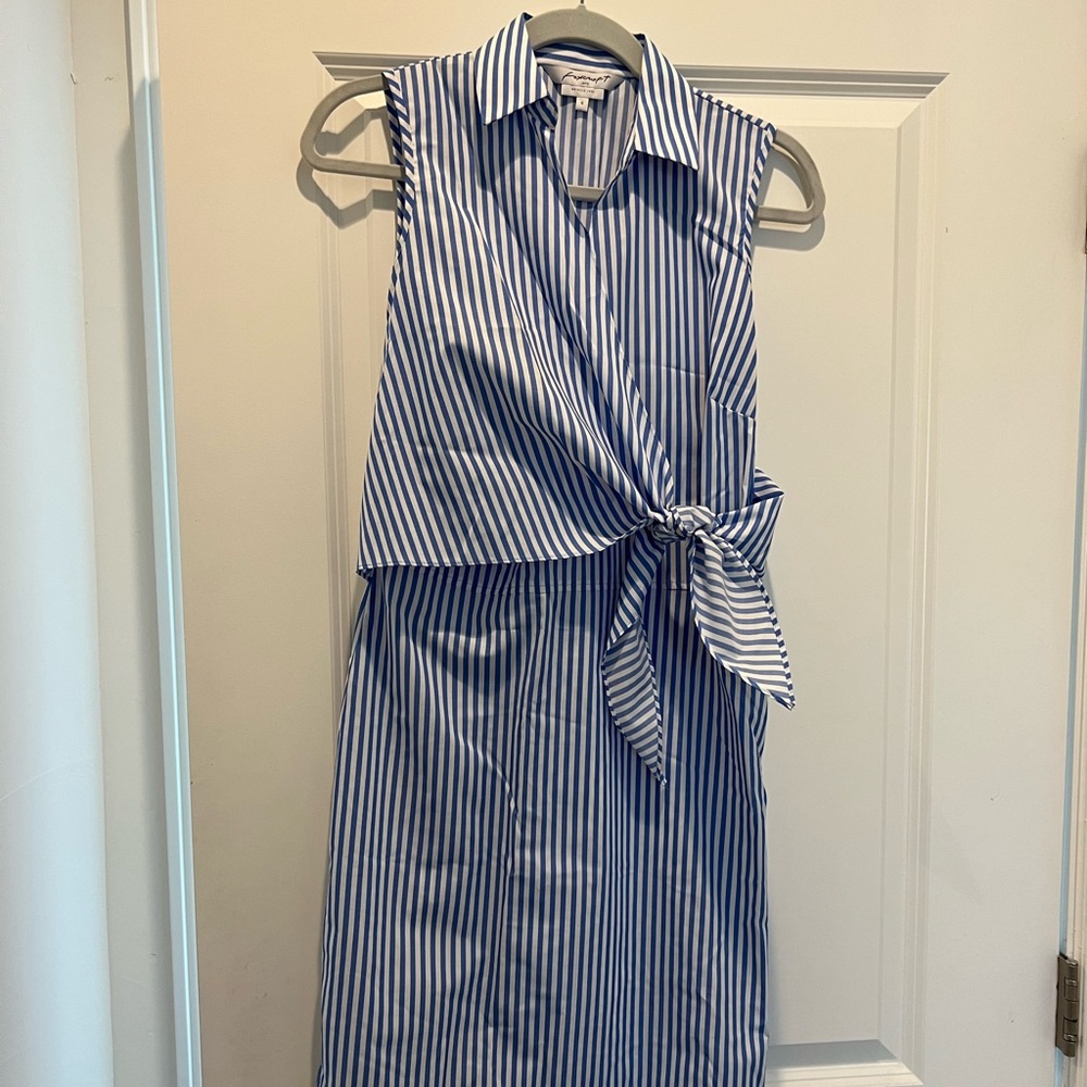 Foxcroft NYC size 6 dress